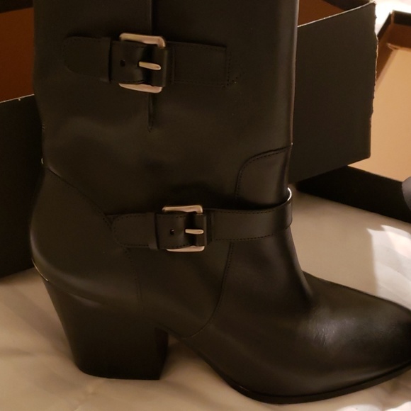 MK BOOTS - Picture 2 of 3